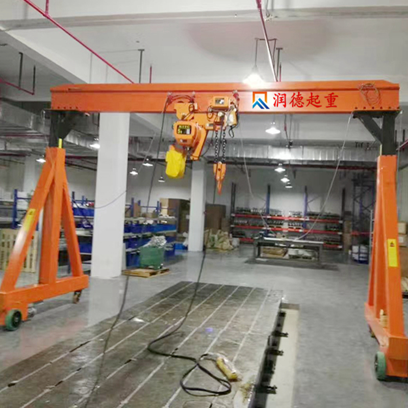 无轨万向龙门吊 小型电动龙门架 轮胎液压升降起重机43.jpg
